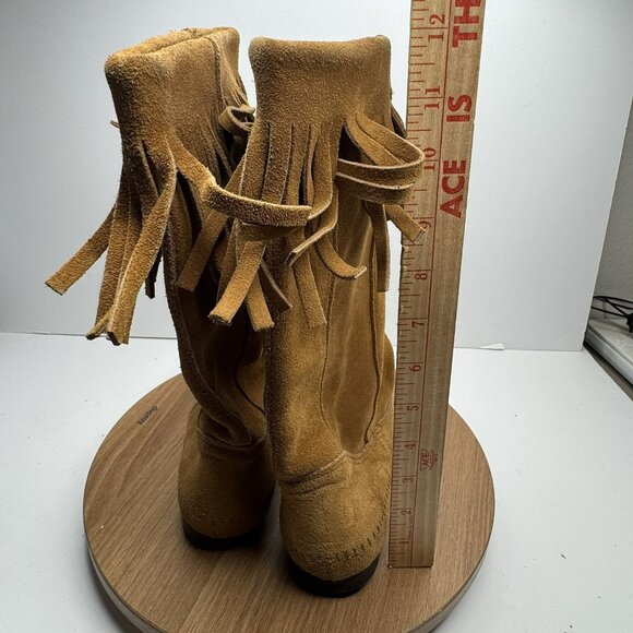 Minnetonka Women's Fringe Suede Mid Calf Boots Size 8 Camel Tan - Picture 7 of 10
